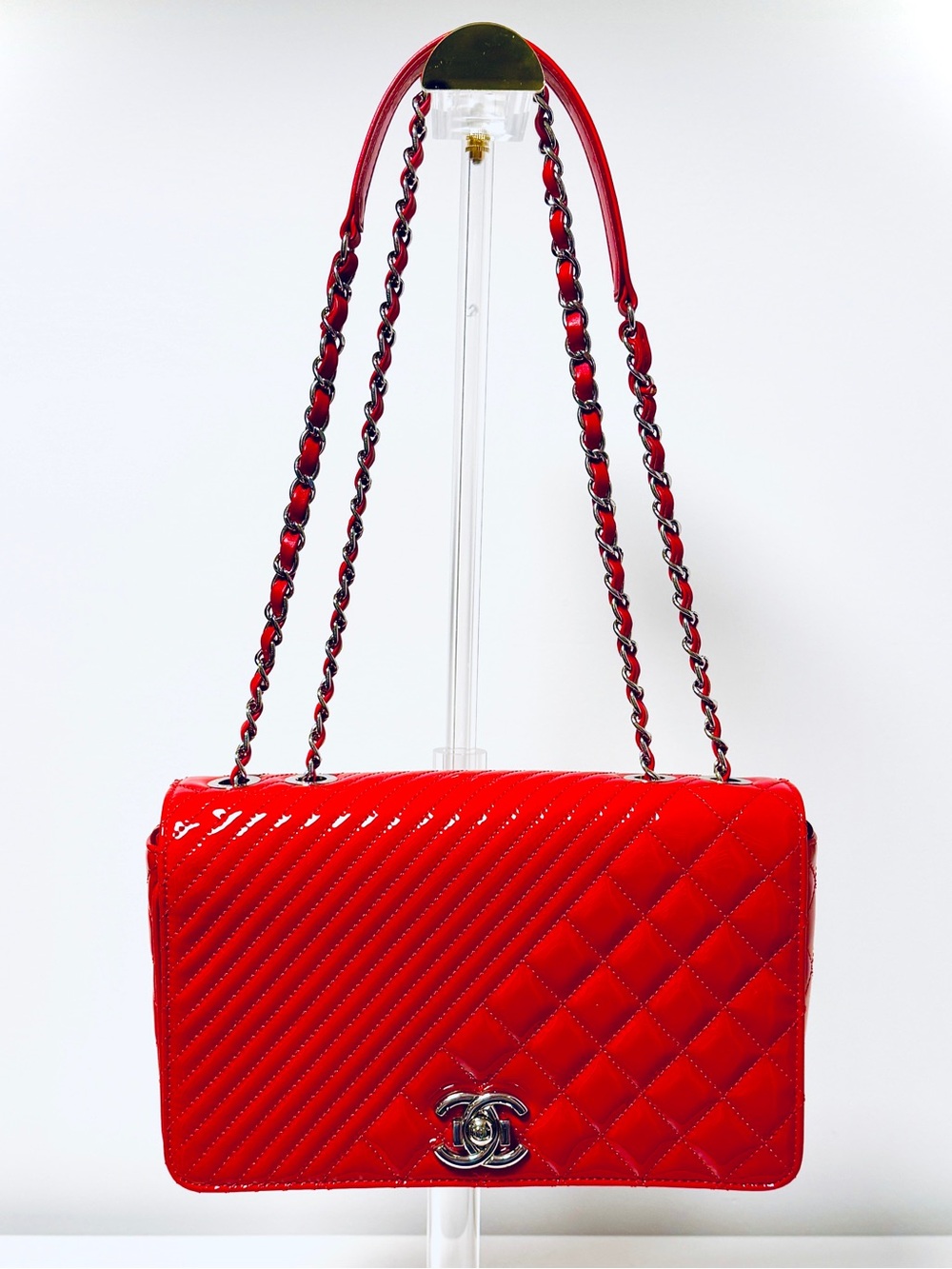 CHANEL Crossbody / Shoulder Bag | Medium Red Patent Leather Flap Bag